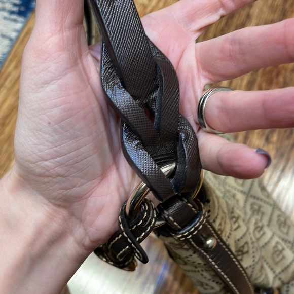 Dooney & Bourke brown monogram shoulder bag - Picture 9 of 13